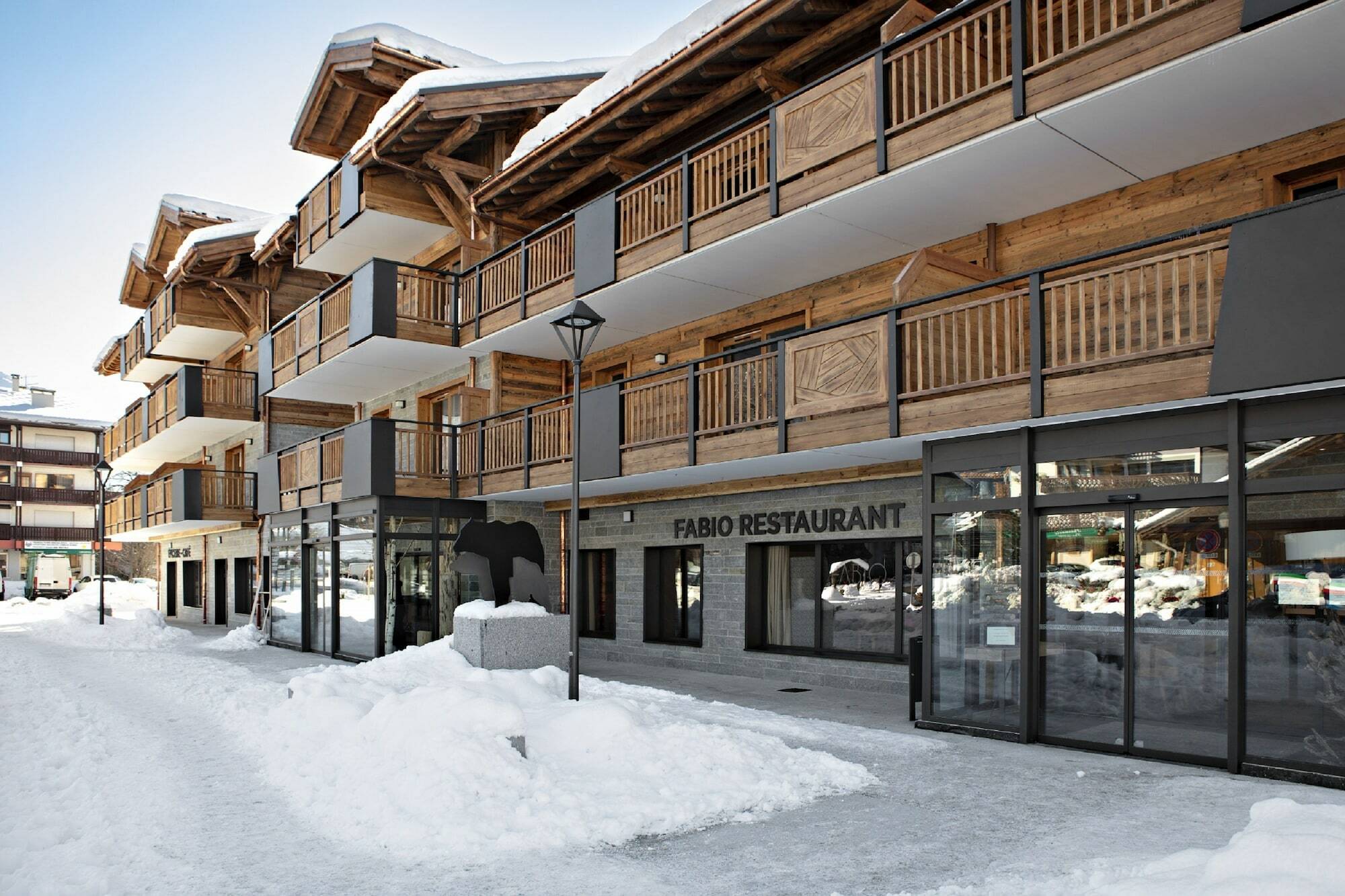 Mgm & Residences - Les D'alexane Hotel 4*
